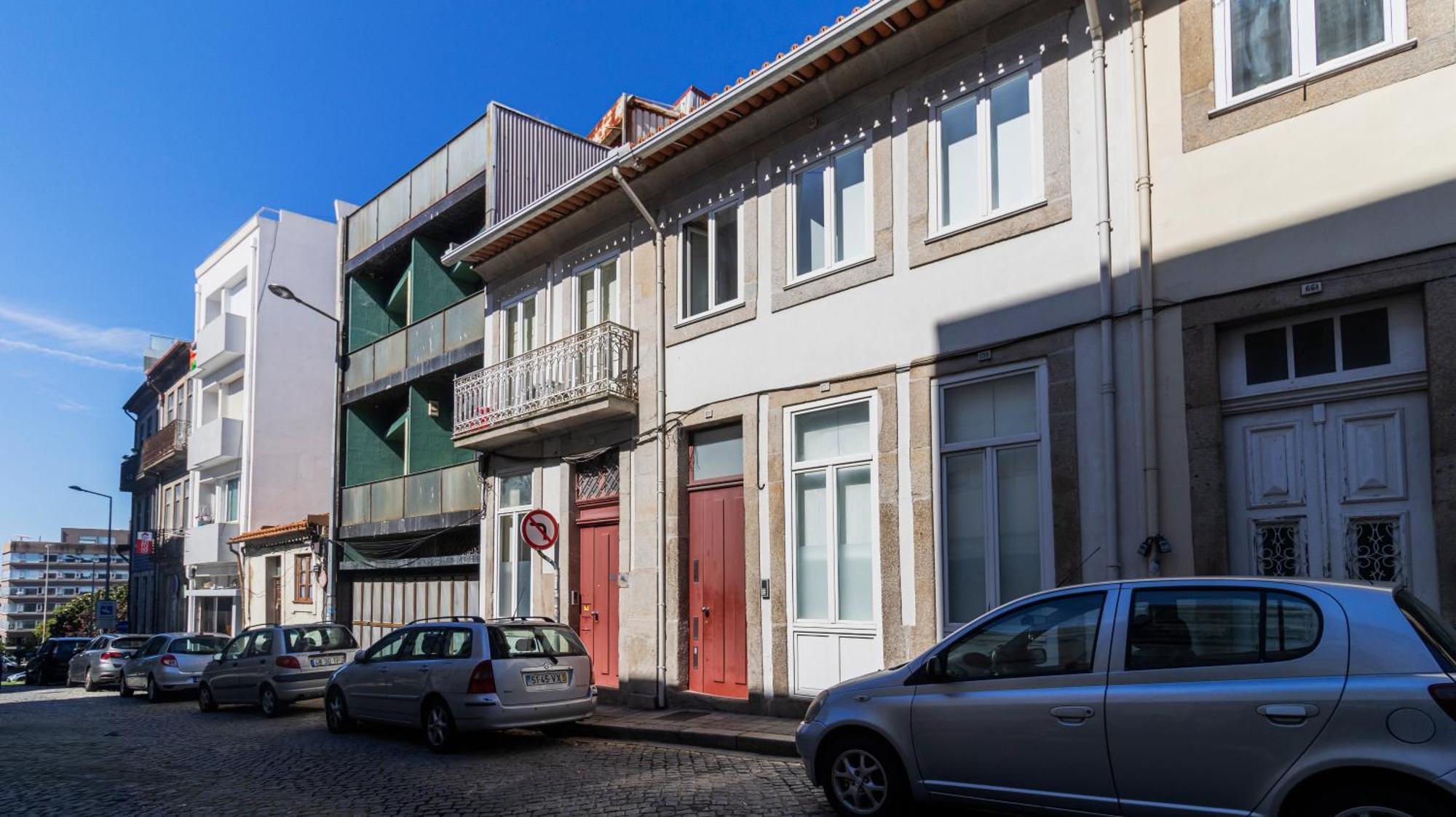 City Center Duplex W Patio By Lovelystay Porto Exterior photo