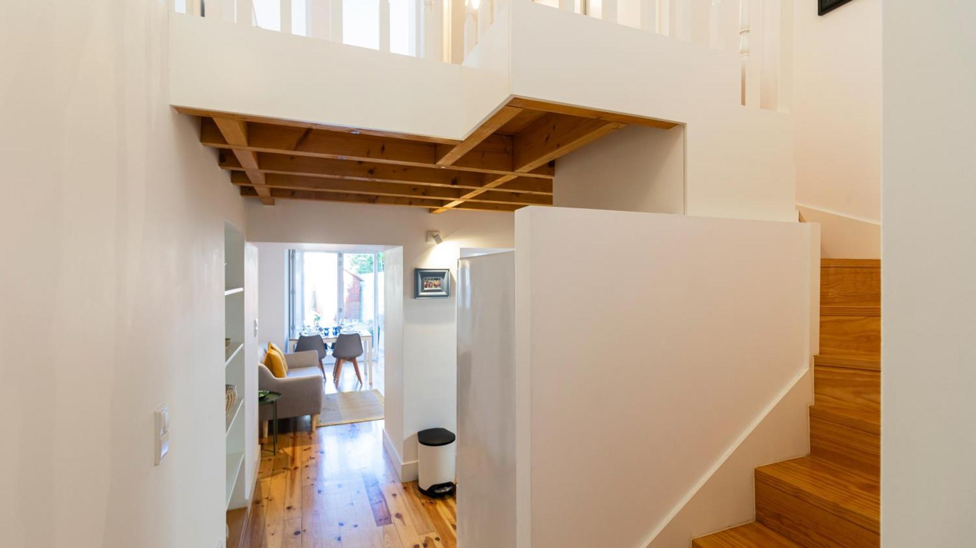City Center Duplex W Patio By Lovelystay Porto Exterior photo